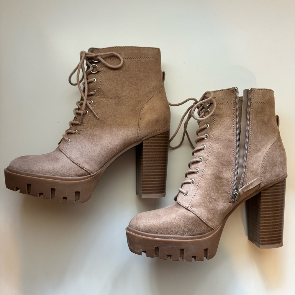 Platform heel boots size 9 tan